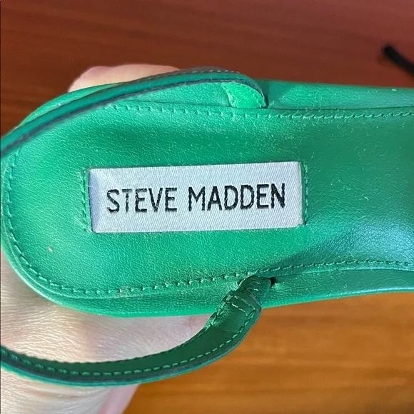 Wore once Steve Madden Teal Floral Heels - Picture 2 of 12